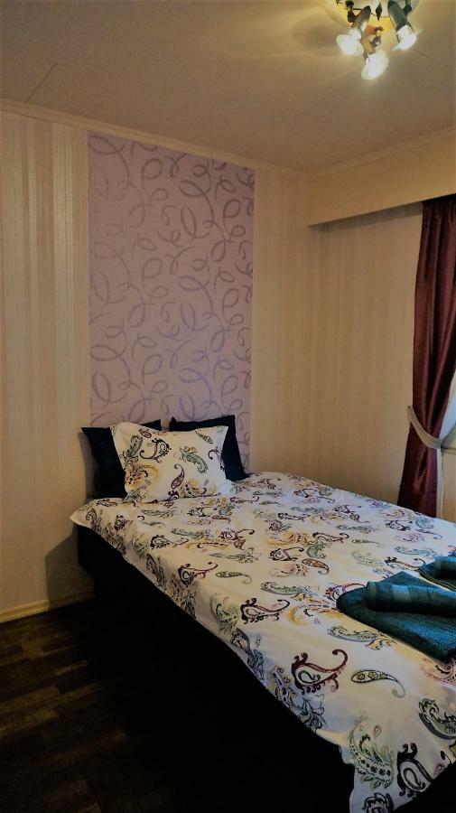 4 Bedrooms Near Center - Kranni Pori Exterior foto